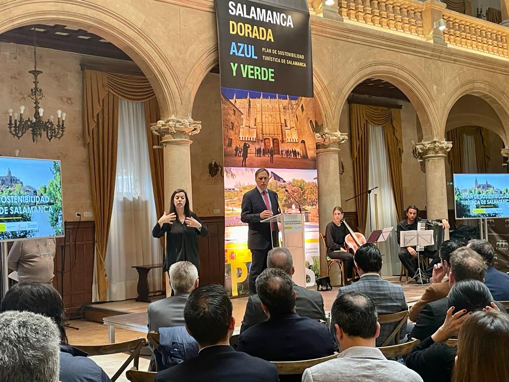 Carlos Gª Carbayo presenta el Plan de Sostenibilidad Turistica   Salamanca dorada  verde y azul