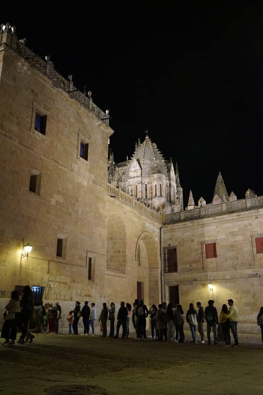 Asistentes a la Noche del Patrimonio en la Catedral