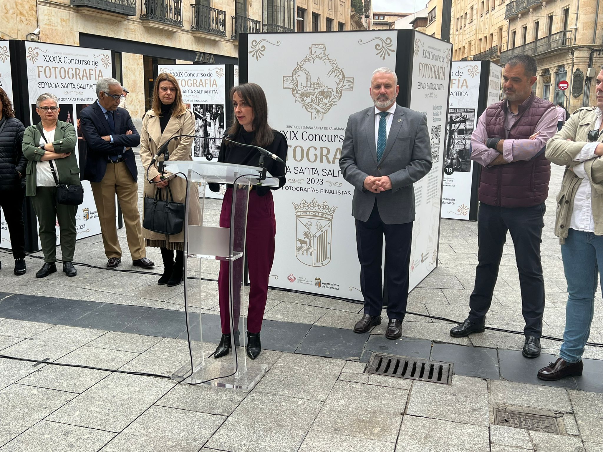 Inauguracion de la exposicion del XXXIX Concurso de Fotografia  Semana Santa Salmantina