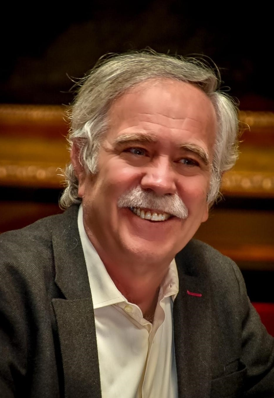 Antonio Perez Henares protagoniza el encuentro literario  Dialogo de la Lengua