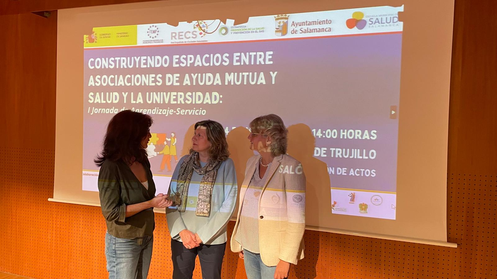 Jornada  Construyendo espacios entre Asociaciones de Ayuda Mutua y la Universidad